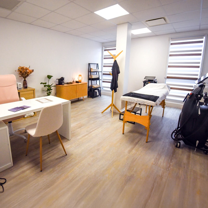 salon-technico-esthetique-pornic-lessence-du-soin